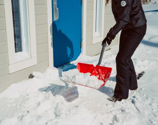 Shoveling Snow: How to Avoid Back Pain?