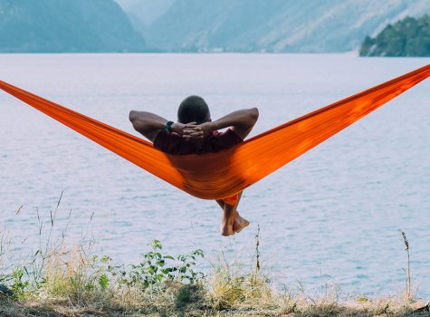 À essayer cet été: Les secrets antistress de la randonnée et de la natation