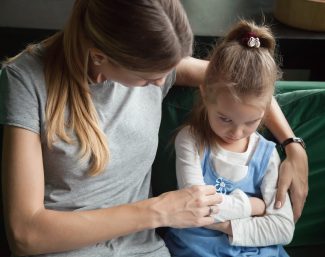 Quand la phase du non chez l’enfant bouleverse notre nid familial