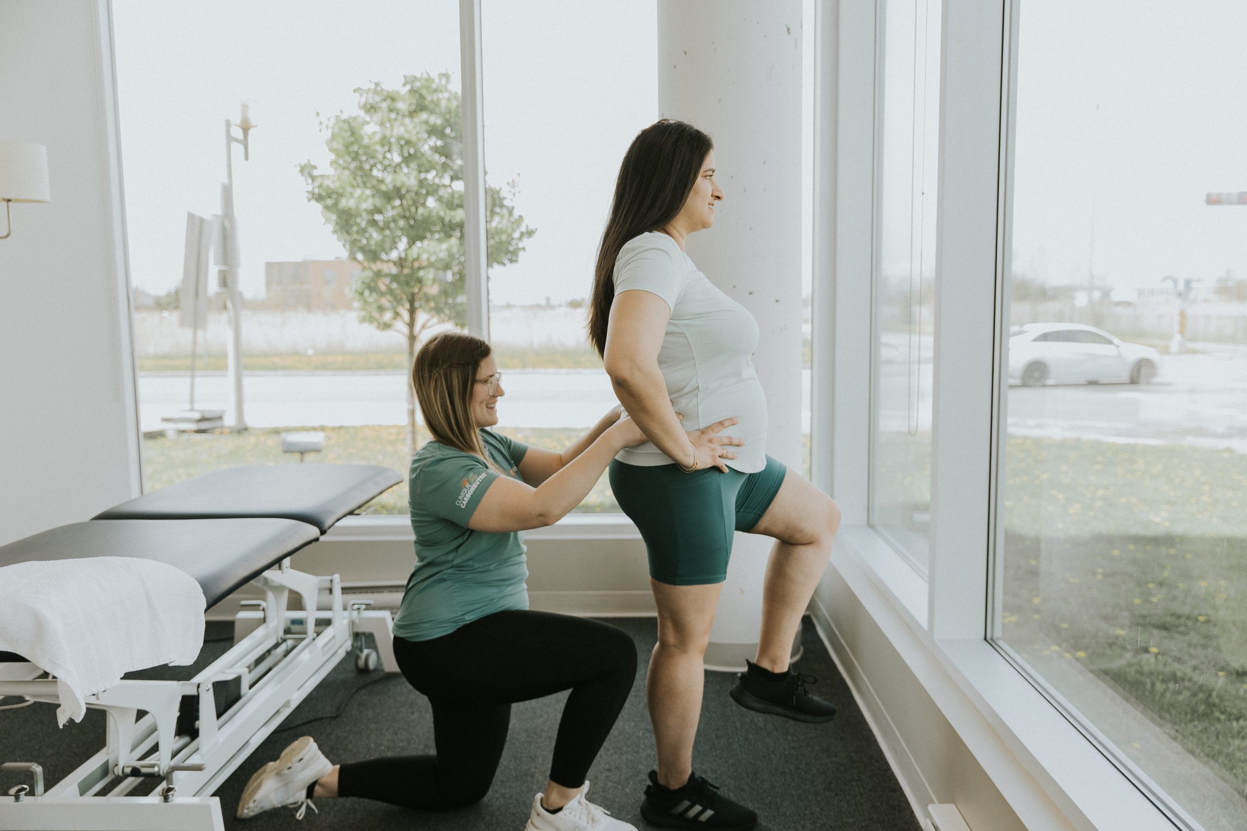 Perineal Physiotherapy and Osteopathy During Pregnancy and Postpartum: the Ultimate Guide
